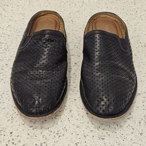 Trask Ashley Perforated Black Leather Mule Sz 9.5